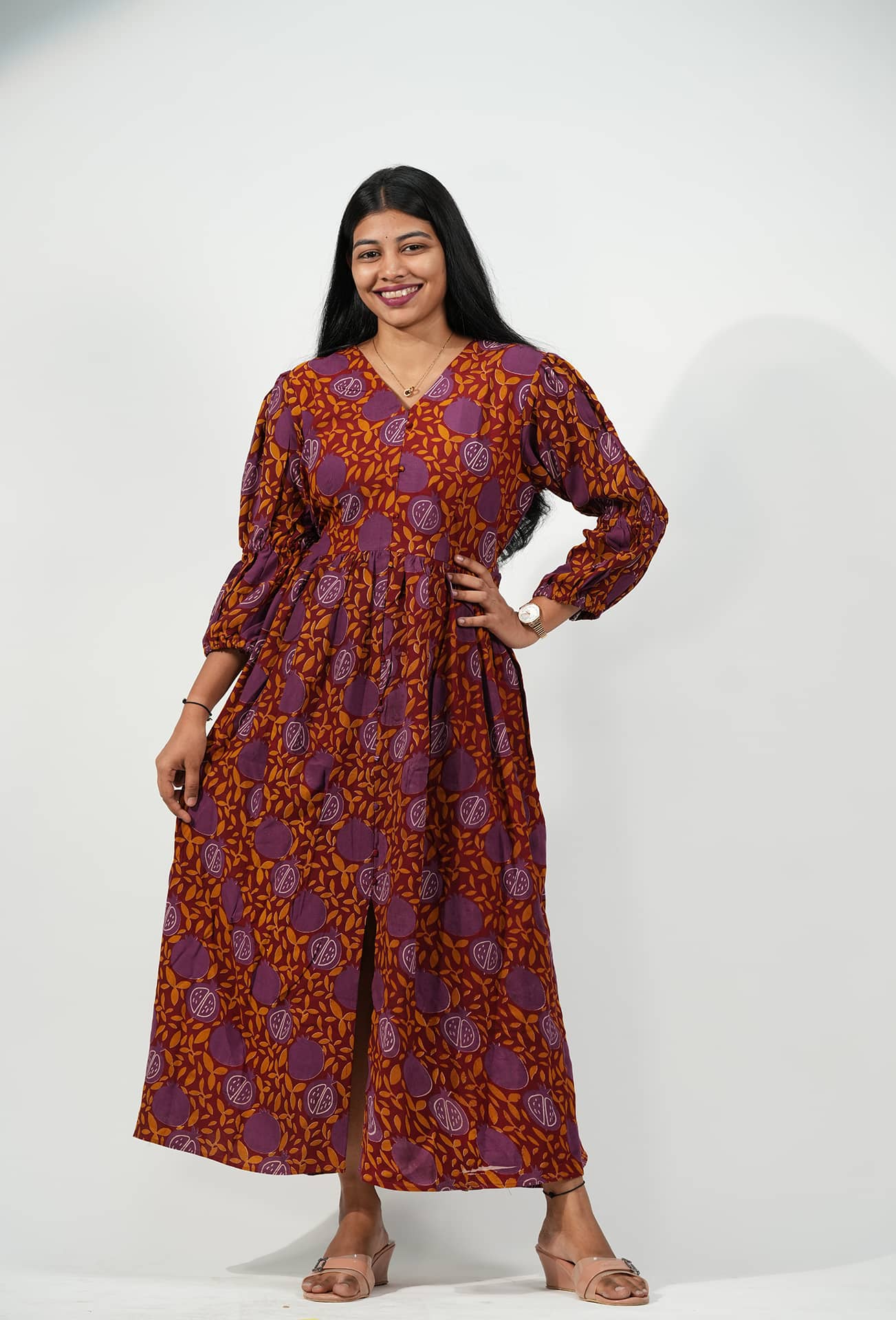 Pomegranate Grove Slit Dress (Maroon)